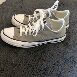 Ladies Converse size 7